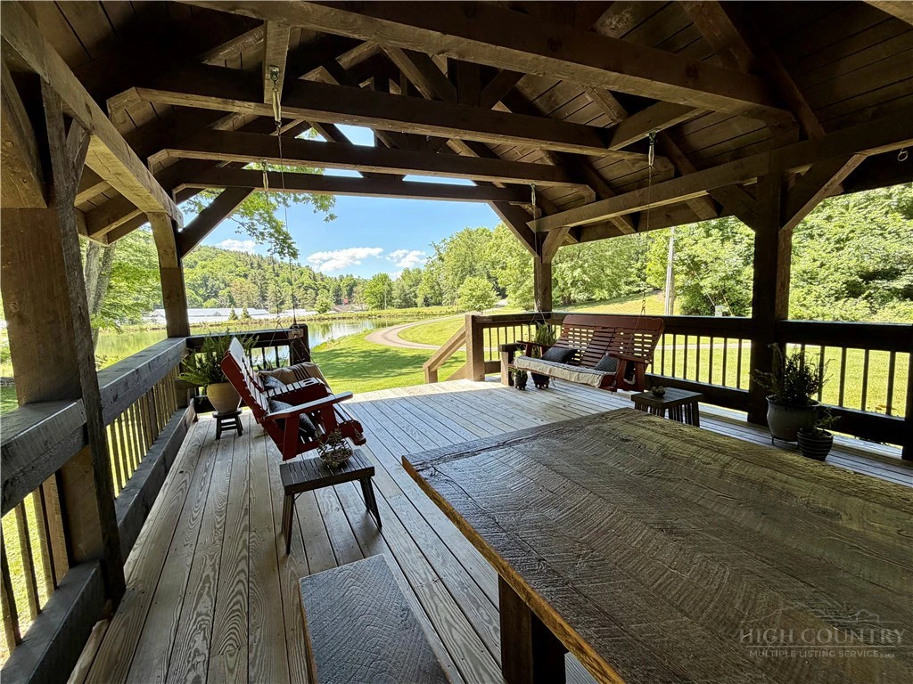 Image number 5 for the current listing