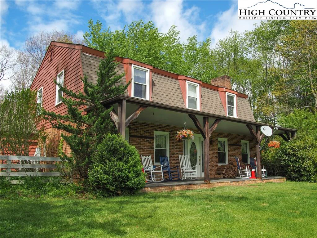 Image number 1 for the current listing