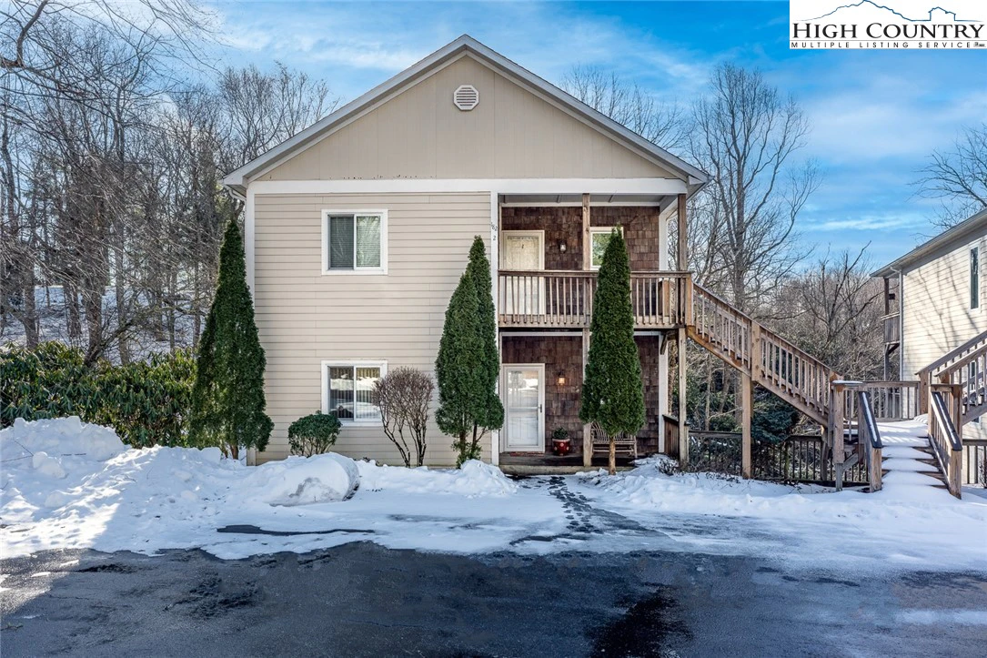 Image number 20 for the current listing