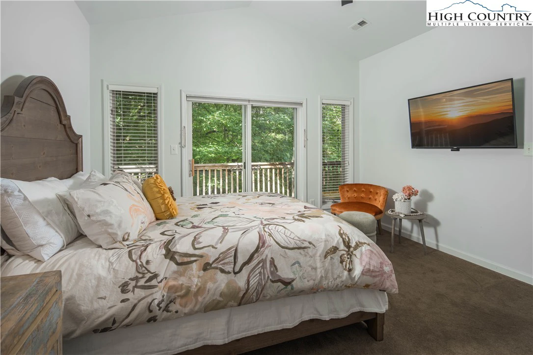 Image number 6 for the current listing