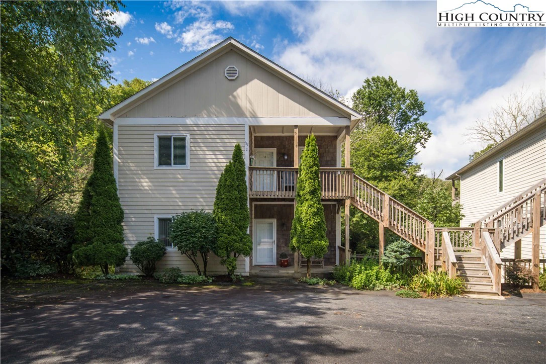 Image number 21 for the current listing