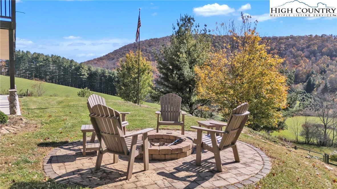 Image number 13 for the current listing