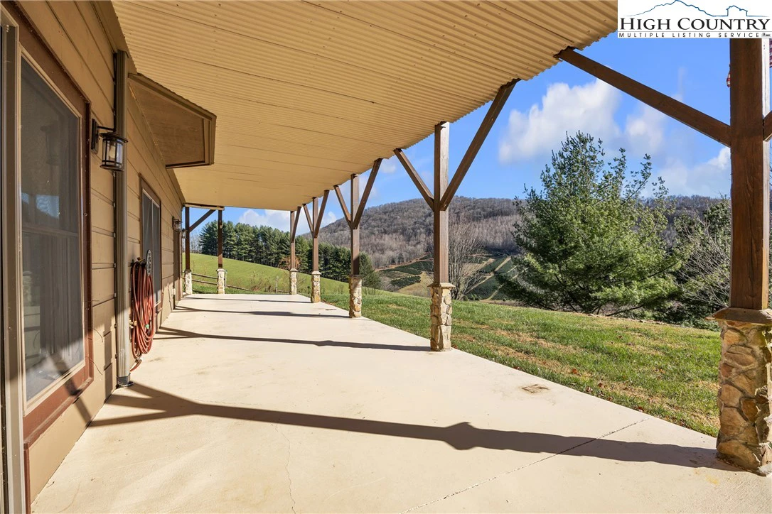 Image number 12 for the current listing