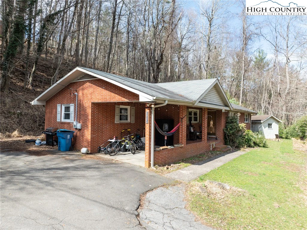 Image number 5 for the current listing