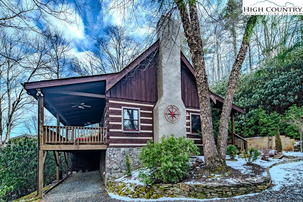 Image number 1 for the current listing
