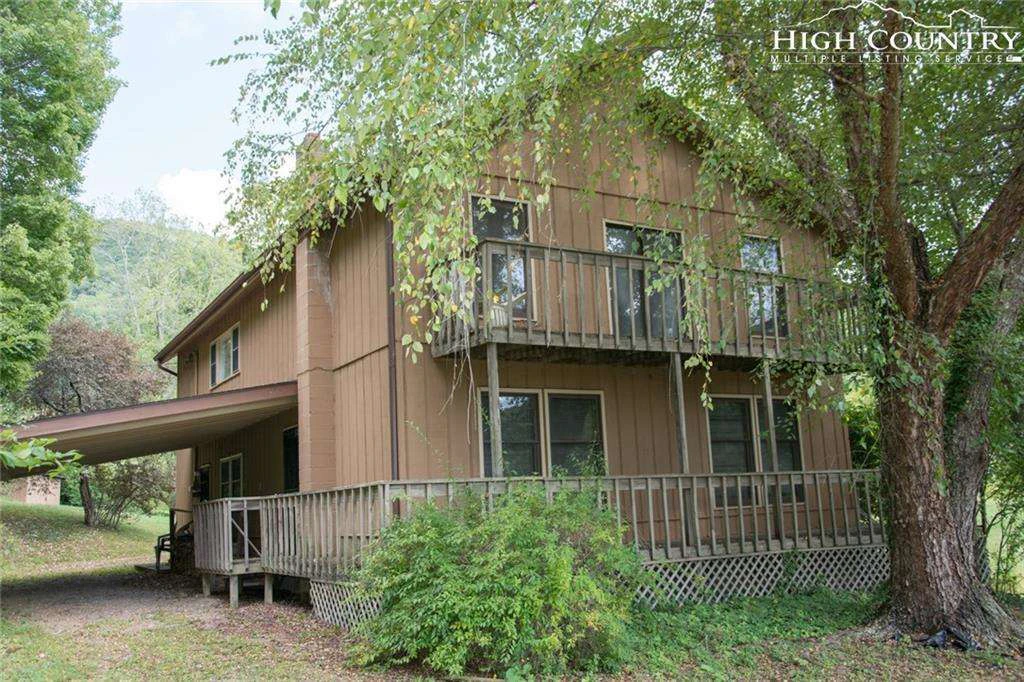 Image number 1 for the current listing