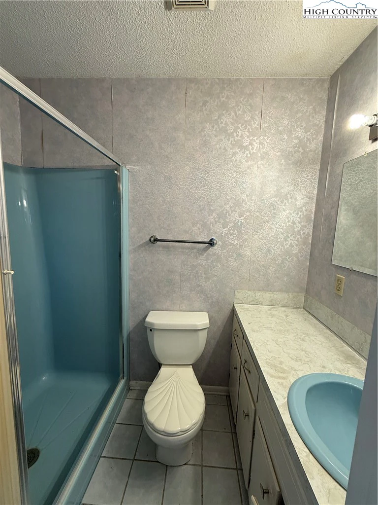 Image number 9 for the current listing