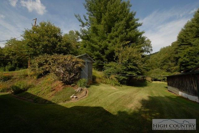 Image number 4 for the current listing