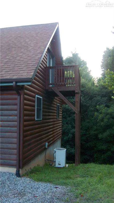 Image number 7 for the current listing