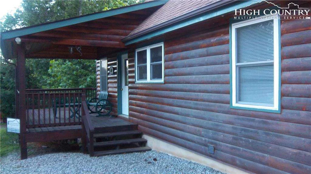 Image number 16 for the current listing