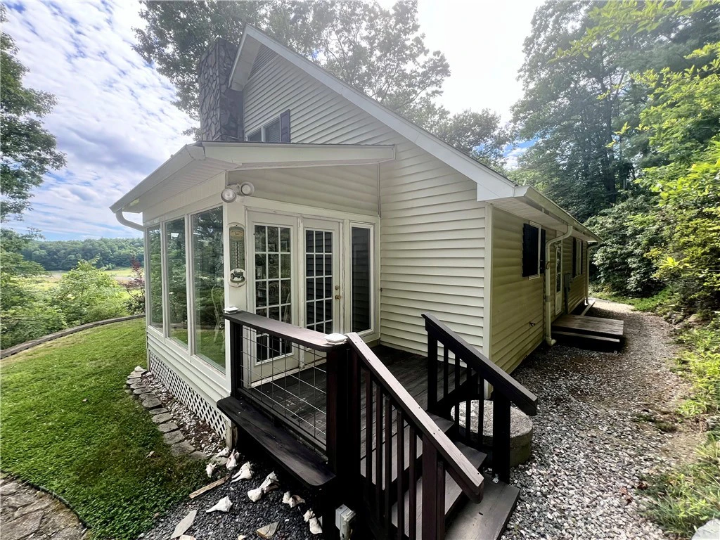 Image number 4 for the current listing