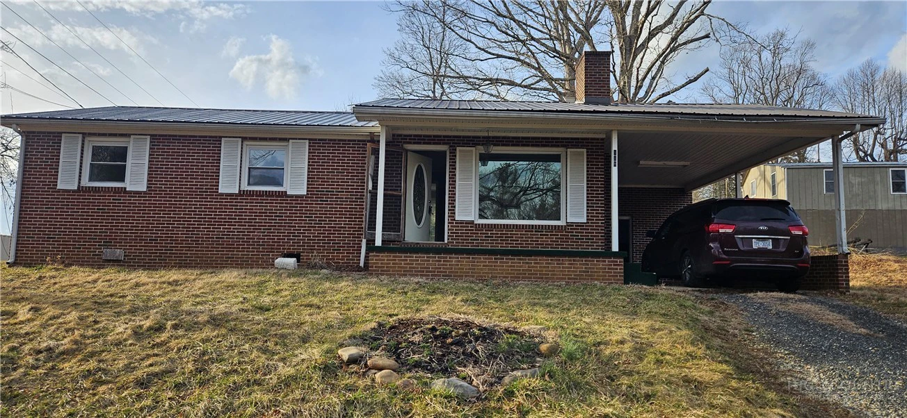 Image number 2 for the current listing