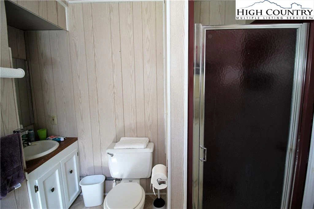 Image number 7 for the current listing