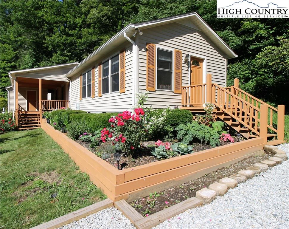 Image number 3 for the current listing