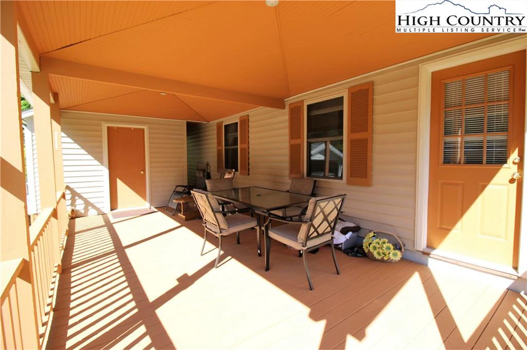 Image number 10 for the current listing