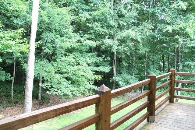 Image number 5 for the current listing