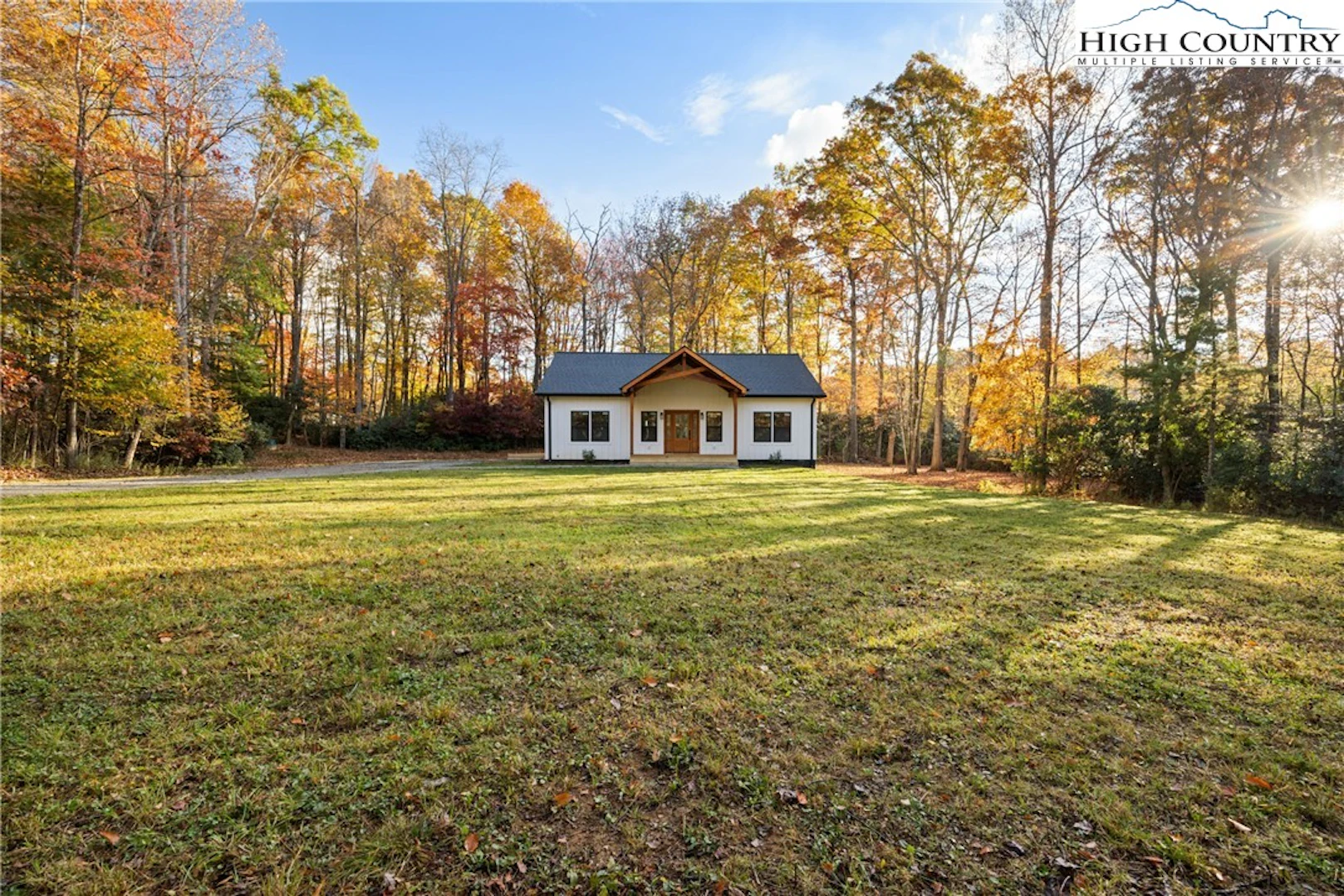 Image number 1 for the current listing