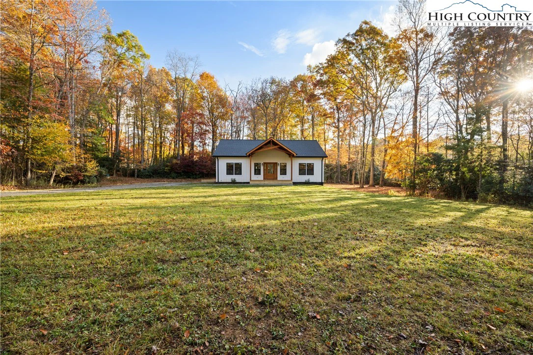 Image number 1 for the current listing