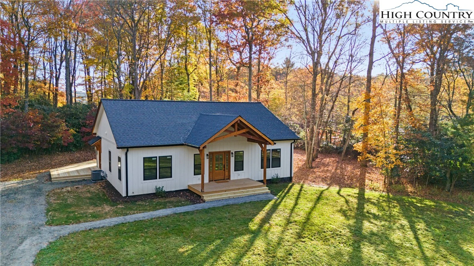 Image number 17 for the current listing