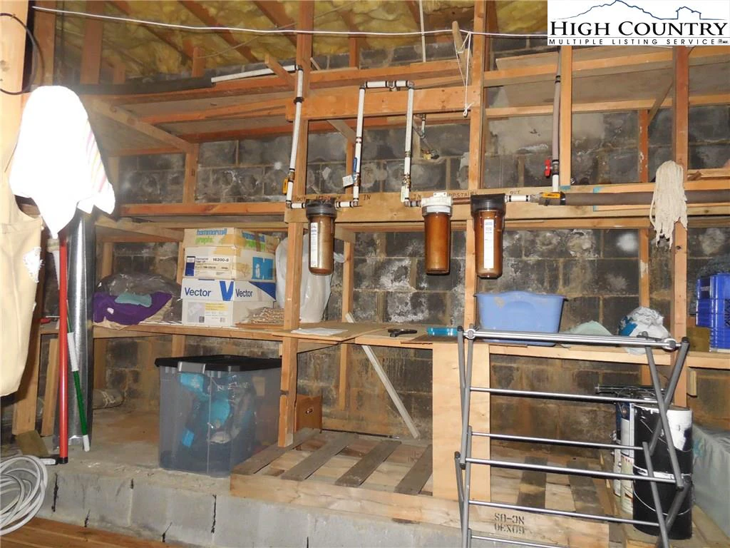 Image number 6 for the current listing