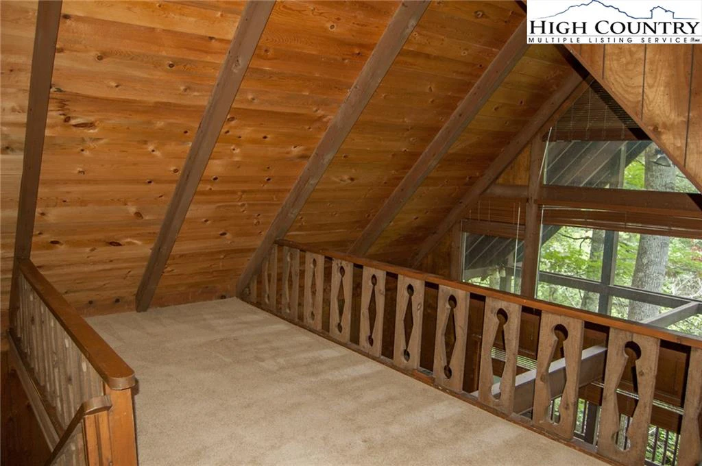 Image number 10 for the current listing