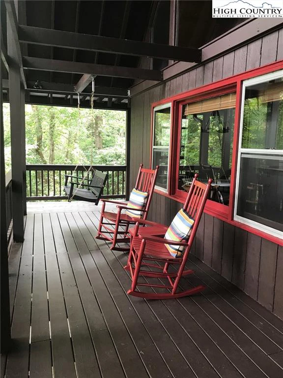 Image number 13 for the current listing