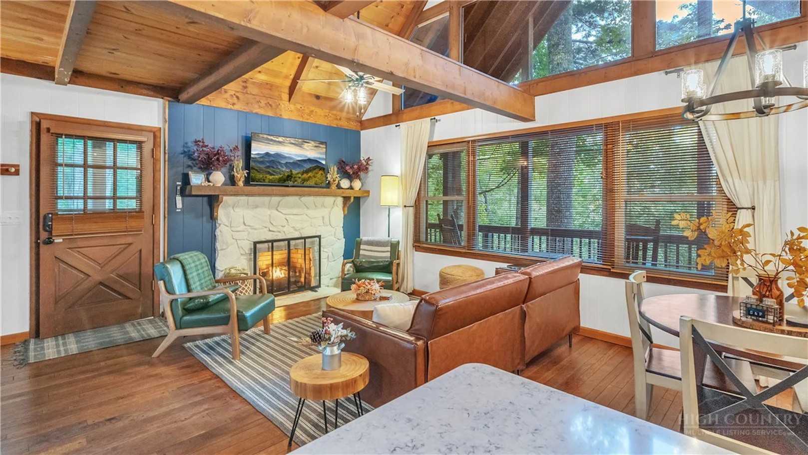 Image number 5 for the current listing