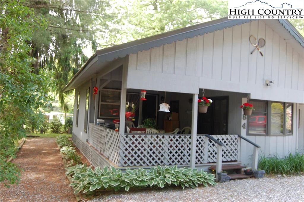 Image number 6 for the current listing