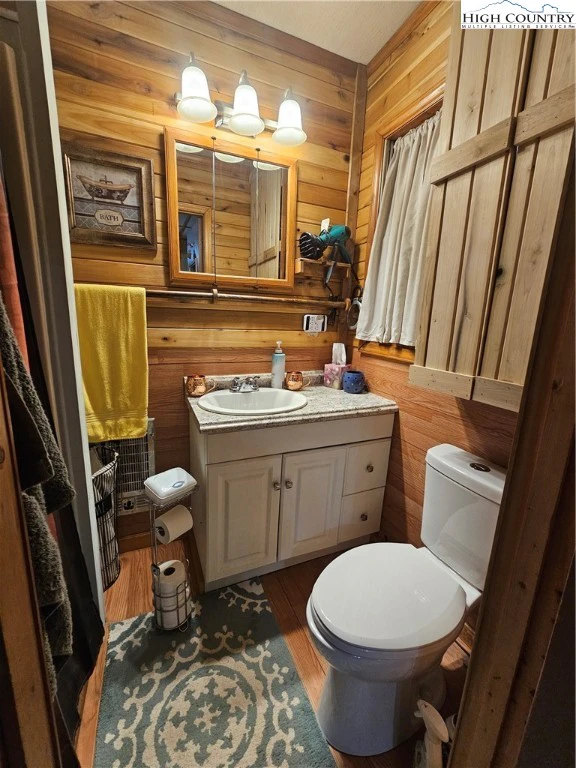 Image number 7 for the current listing