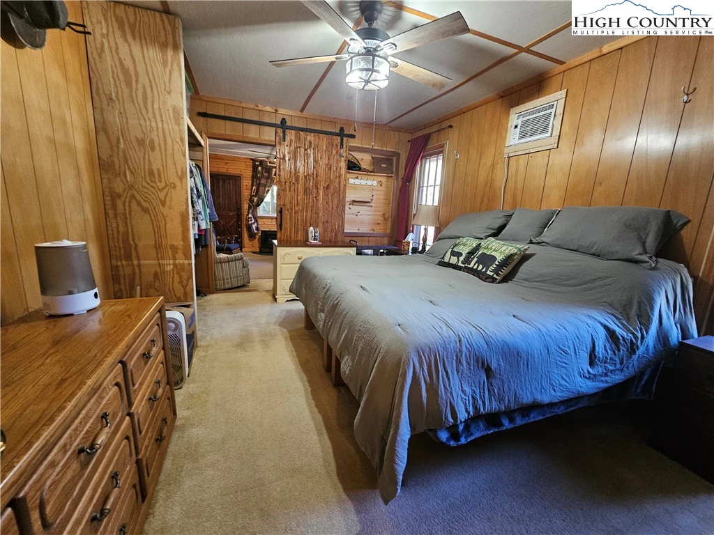 Image number 6 for the current listing