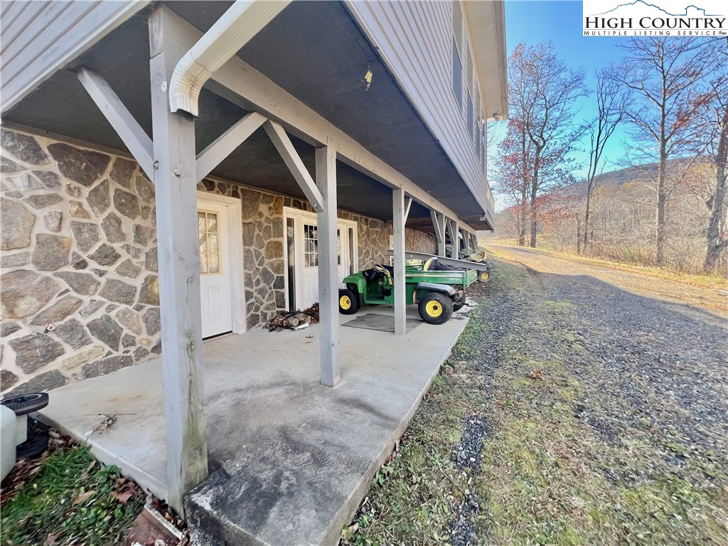 Image number 6 for the current listing