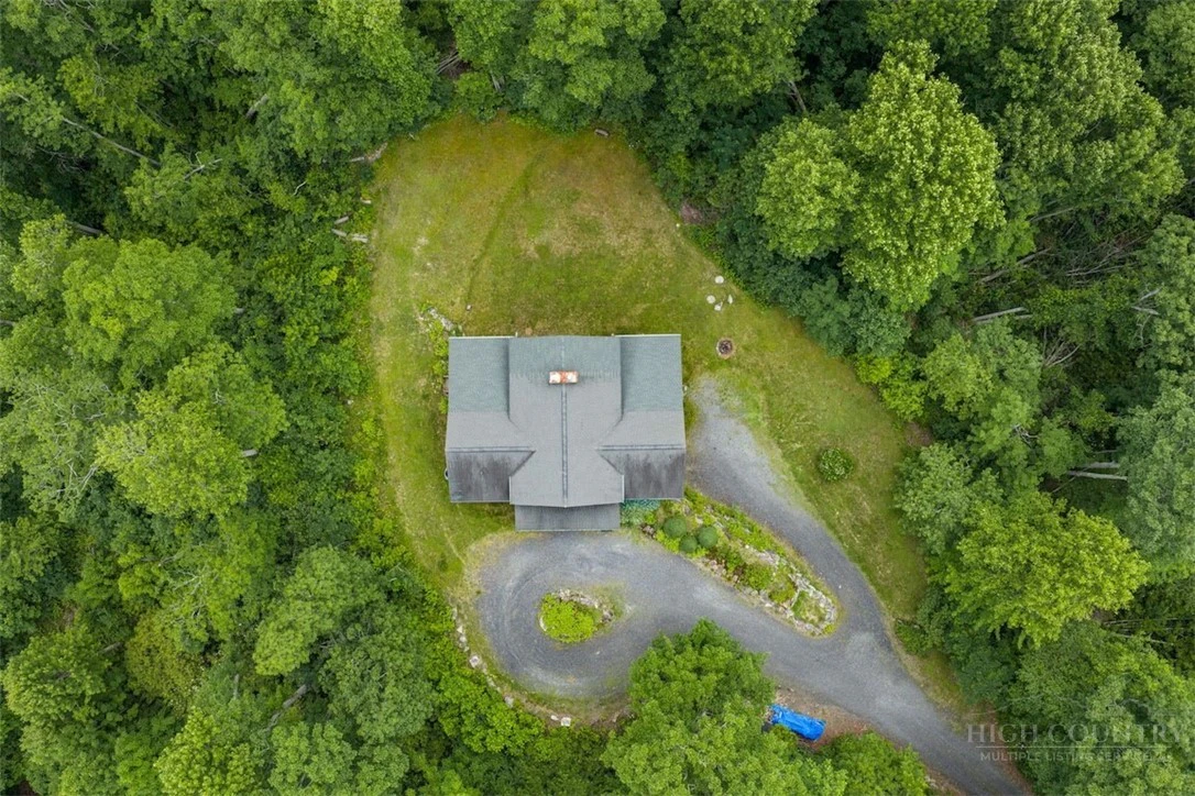 Image number 5 for the current listing