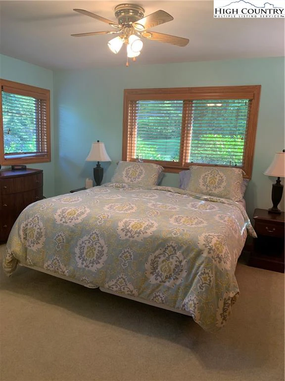 Image number 6 for the current listing