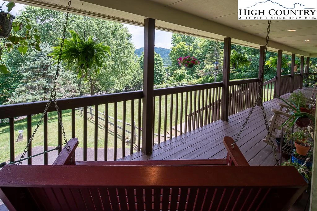 Image number 12 for the current listing