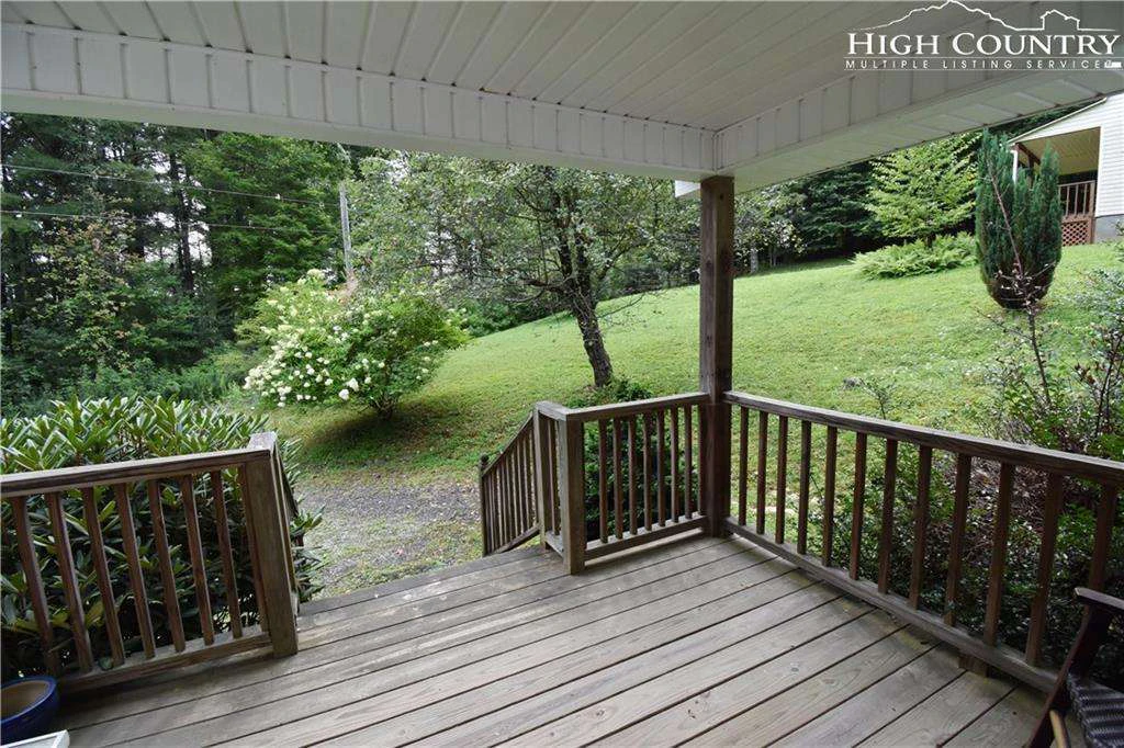 Image number 5 for the current listing