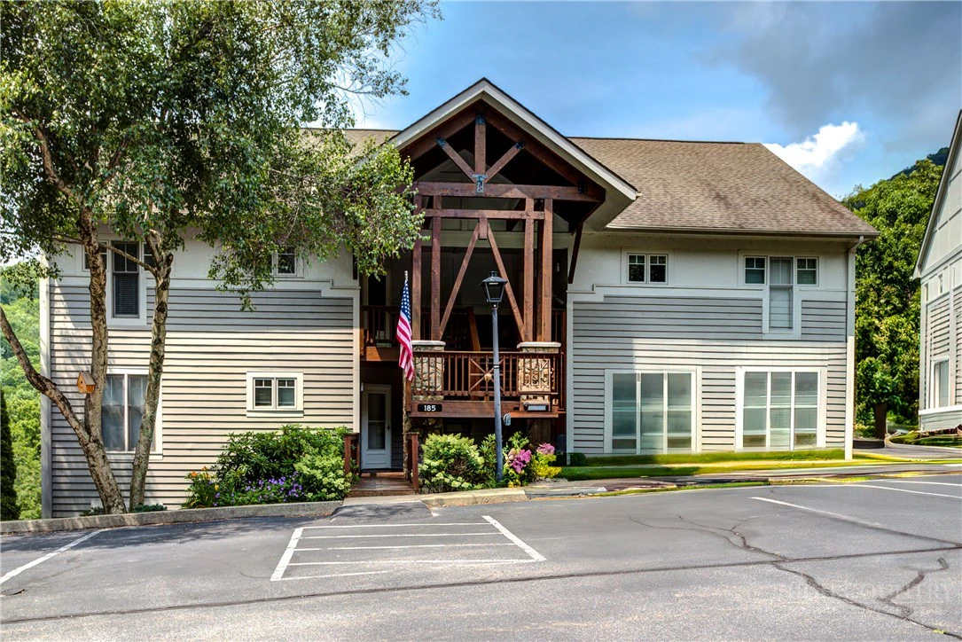Image number 2 for the current listing