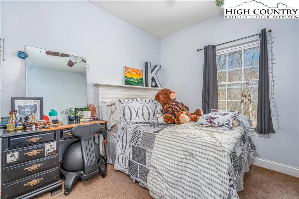 Image number 6 for the current listing