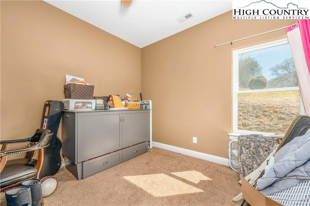 Image number 7 for the current listing