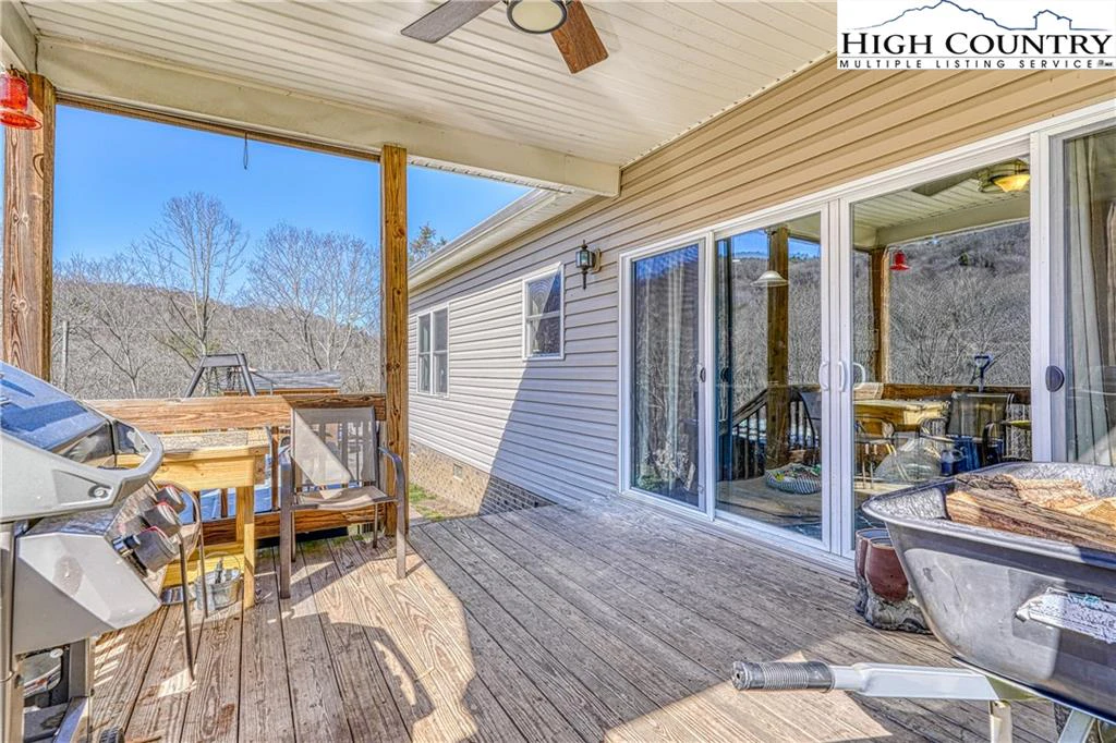 Image number 2 for the current listing