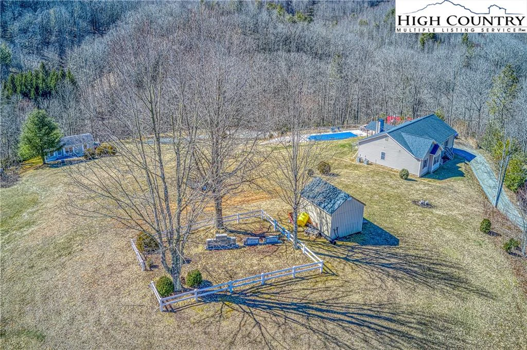Image number 14 for the current listing