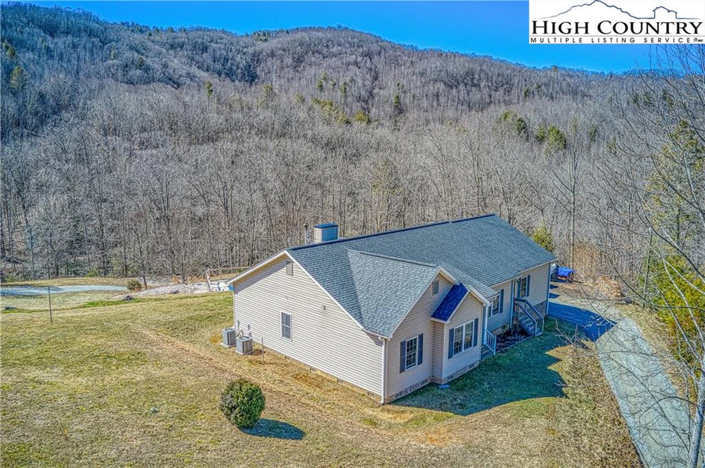 Image number 20 for the current listing