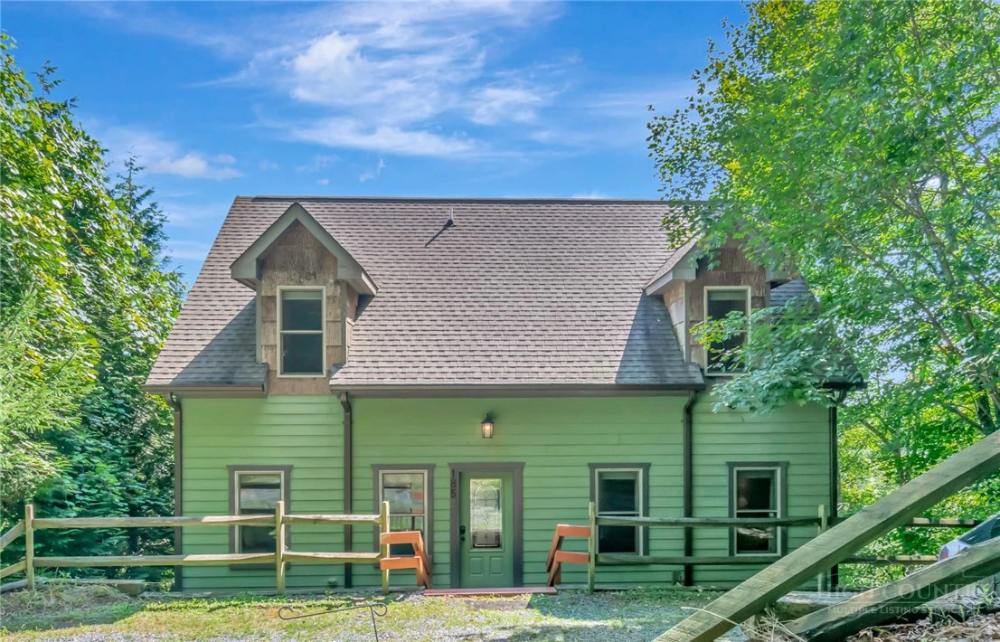 Image number 1 for the current listing