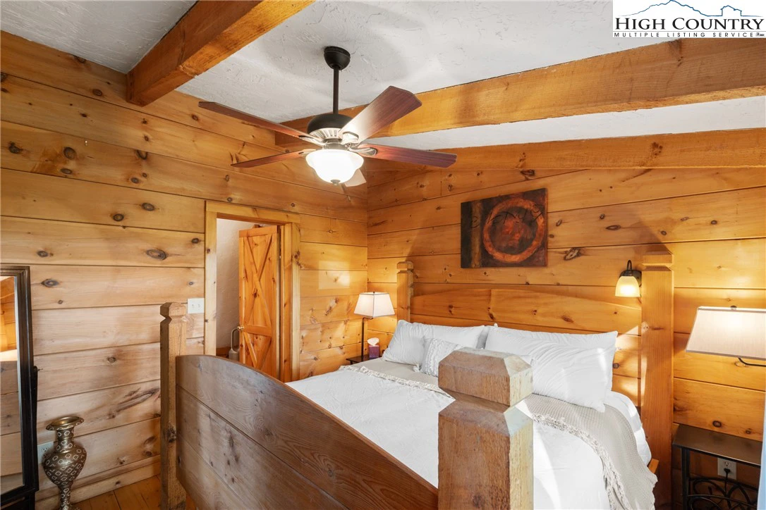 Image number 7 for the current listing