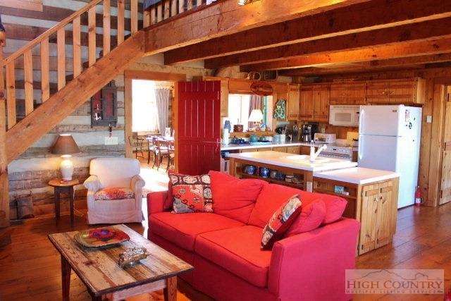 Image number 7 for the current listing