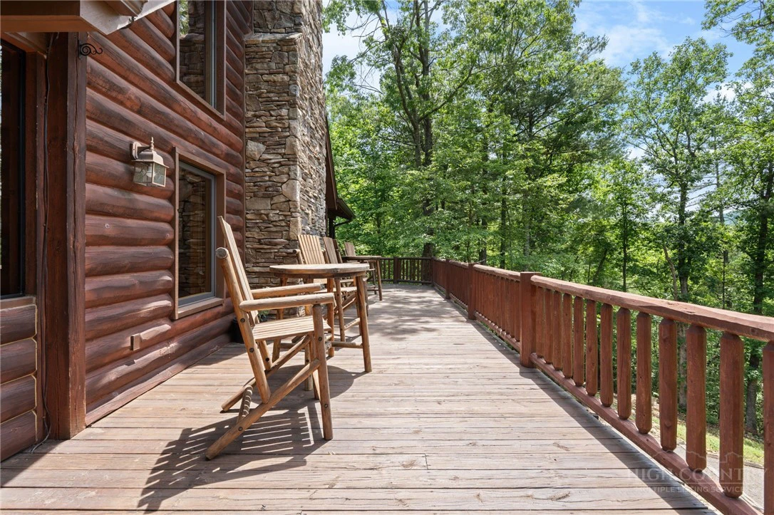 Image number 20 for the current listing