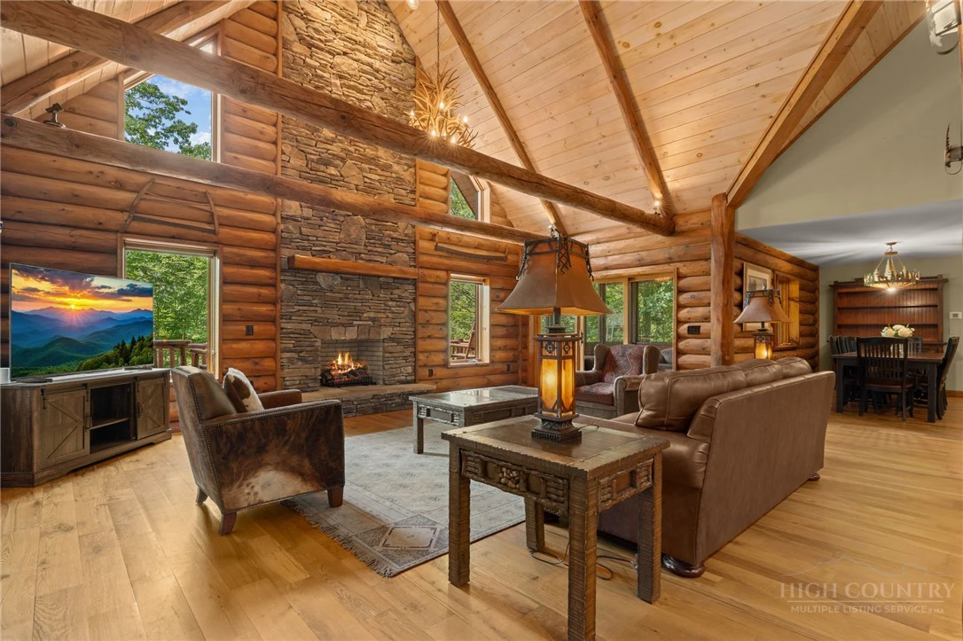 Image number 8 for the current listing