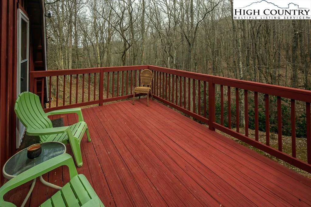 Image number 19 for the current listing