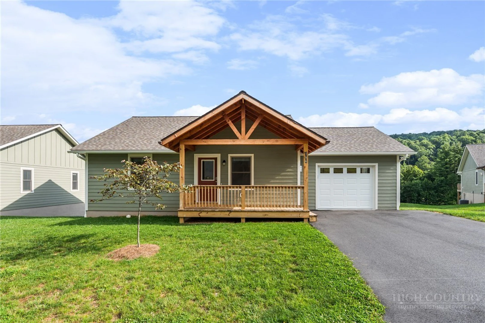 Image number 2 for the current listing