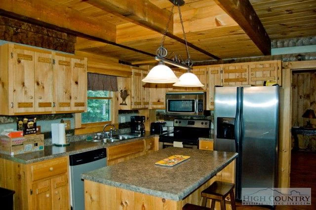 Image number 7 for the current listing