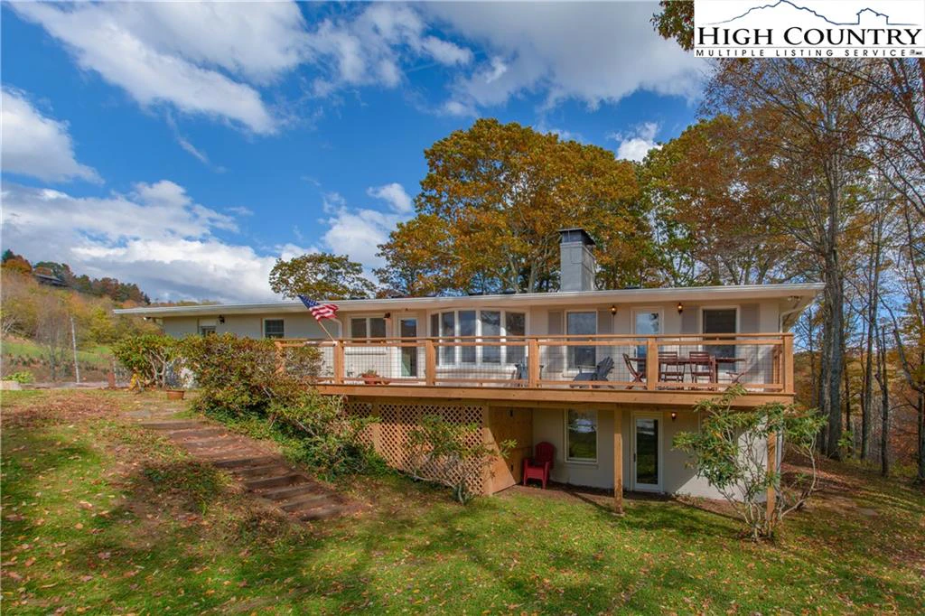 Image number 14 for the current listing